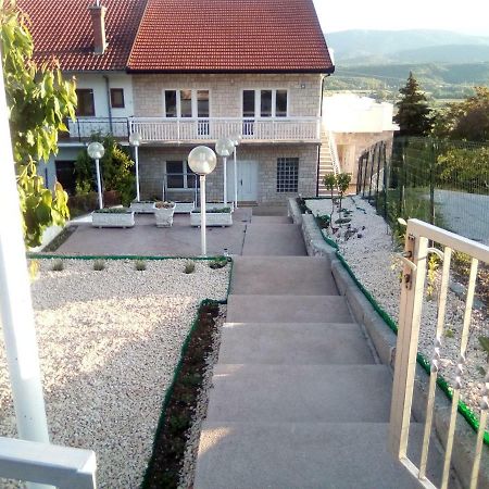 Studio Apartman Matkovic Imotski Buitenkant foto