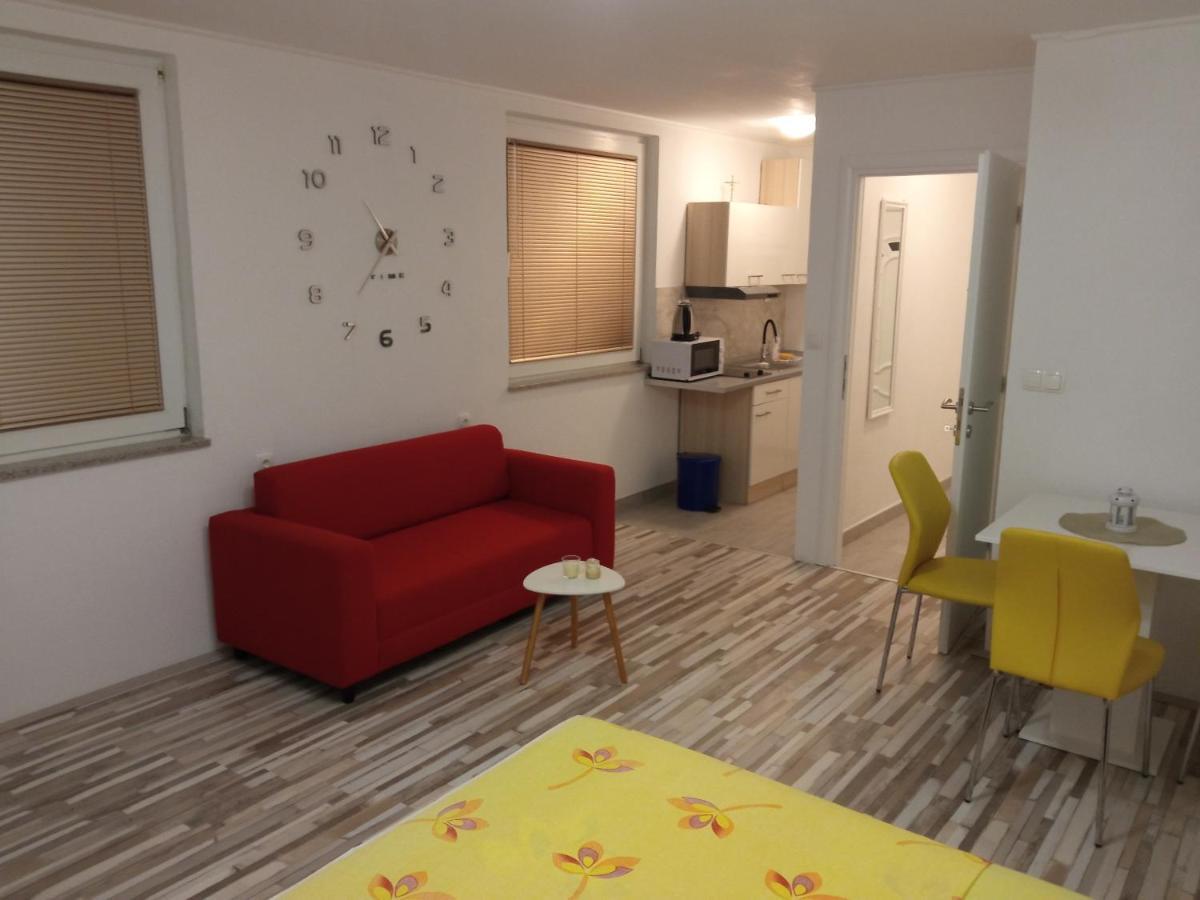 Studio Apartman Matkovic Imotski Buitenkant foto