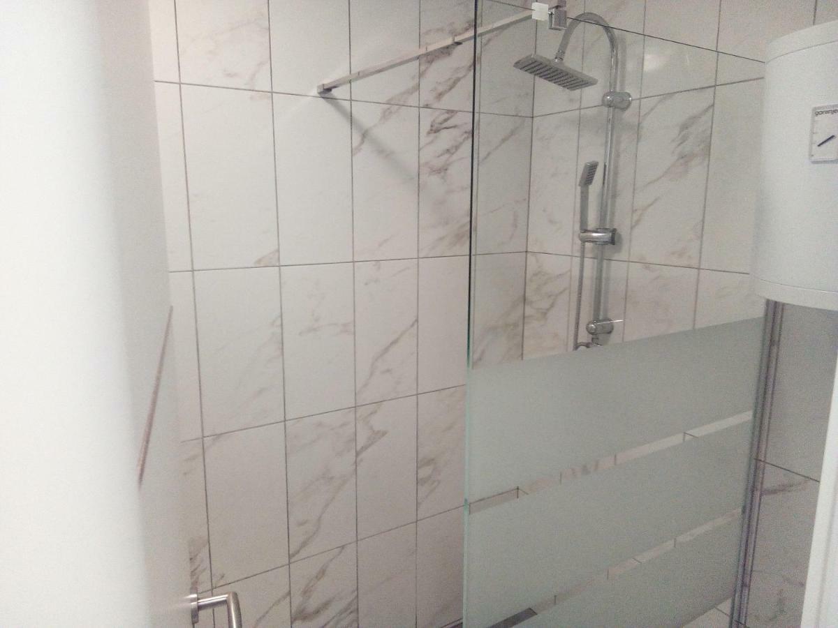 Studio Apartman Matkovic Imotski Buitenkant foto