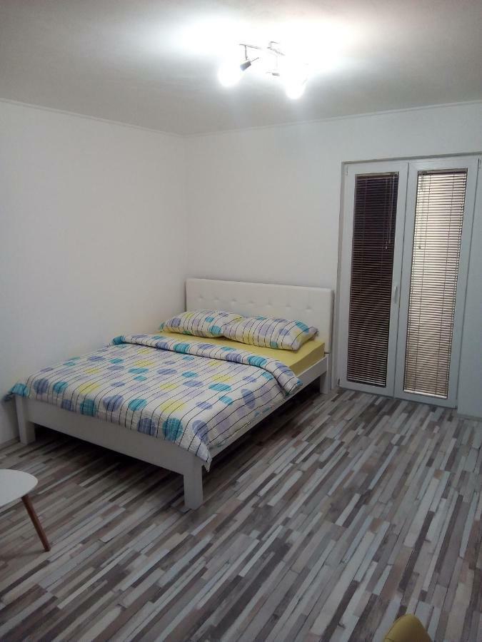 Studio Apartman Matkovic Imotski Buitenkant foto